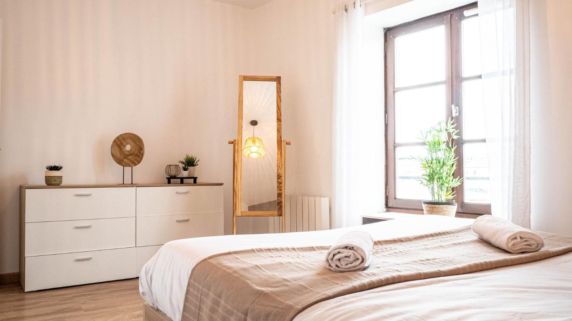 Le Contemporain - Bel Appartement T2 A Poitiers Exteriér fotografie